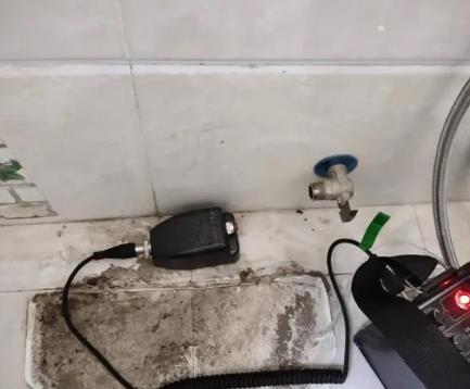克孜勒苏柯尔克孜屋顶漏水维修公司分享下卫生间漏水的危害及解决方法